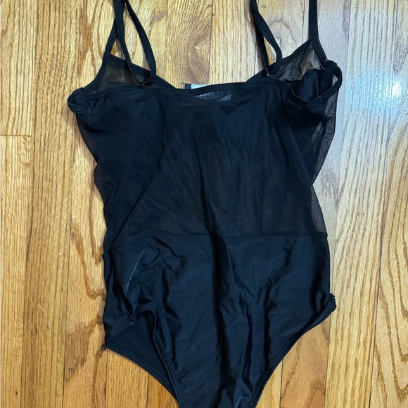sorella black bodysuit with sheer mid section SAME DAY SHIP - Picture 3 of 3